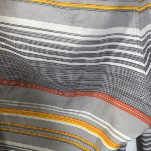 𝅺o’neil board shorts, size 30, in good condition! - Picture 6 of 12